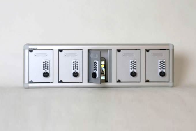Şifreli Cep Telefonu Dolabı 5 Adet Kapasiteli