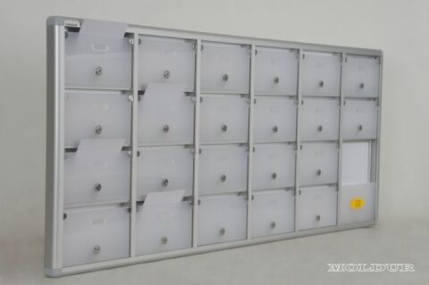 Posta Kutusu 22 Daire İsimlikli ve A4 Zarf Hazneli