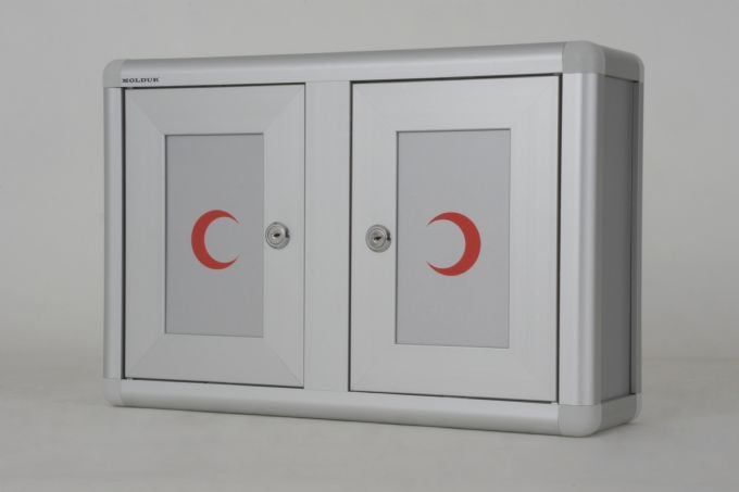 Metal Ecza Dolabı